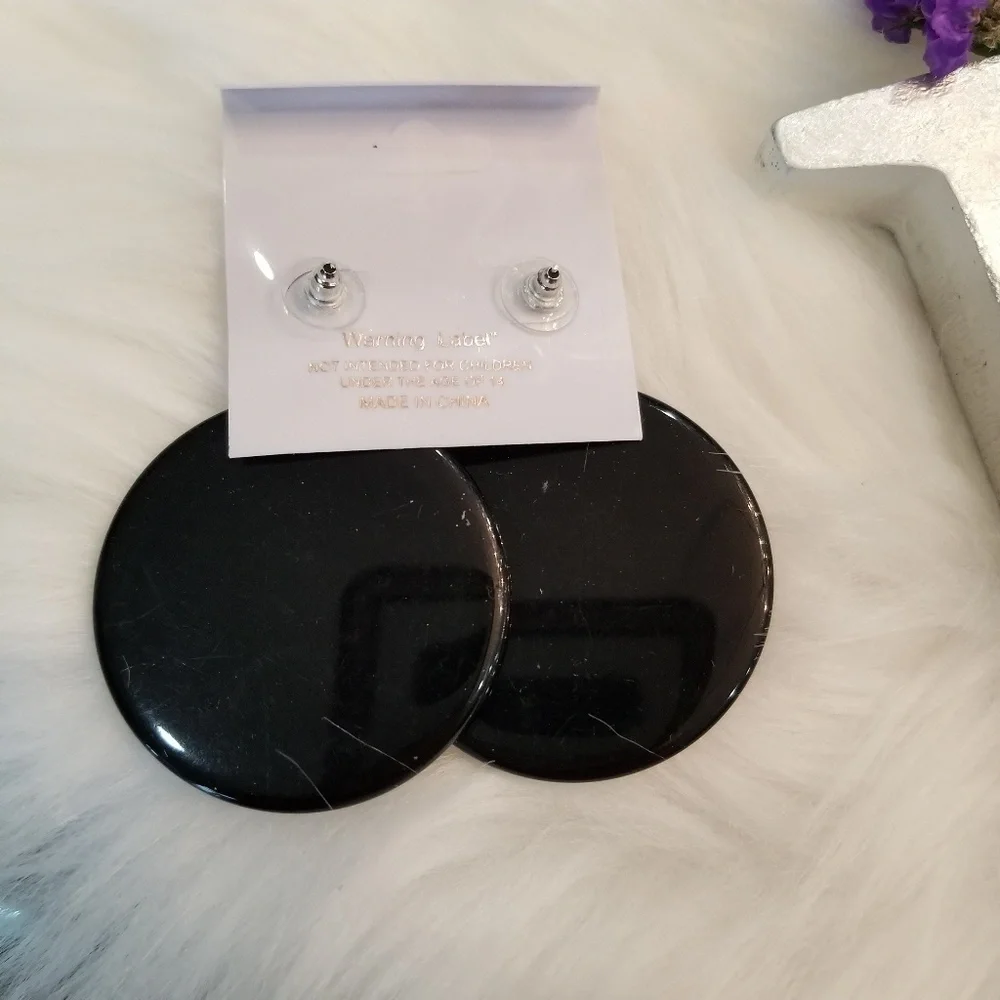 Silver rhinestone circle earring